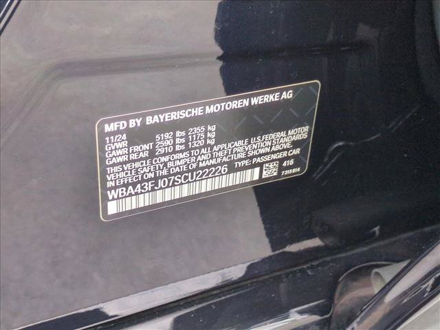Used 2025 BMW 530i w/ M Sport Package RWD image 26