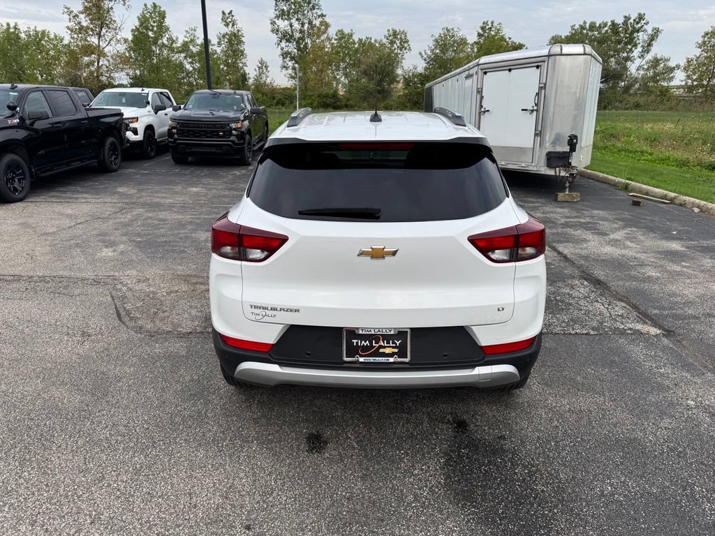 Certified 2024 Chevrolet TrailBlazer LT w/ LT Cold Weather Package FWD image 6
