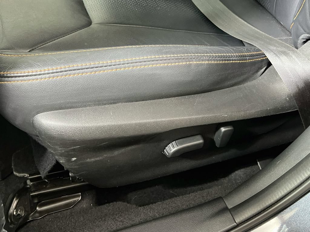 Used 2019 Subaru Crosstrek 2.0i Limited w/ Moonroof Package w/Navigation AWD/4WD image 18