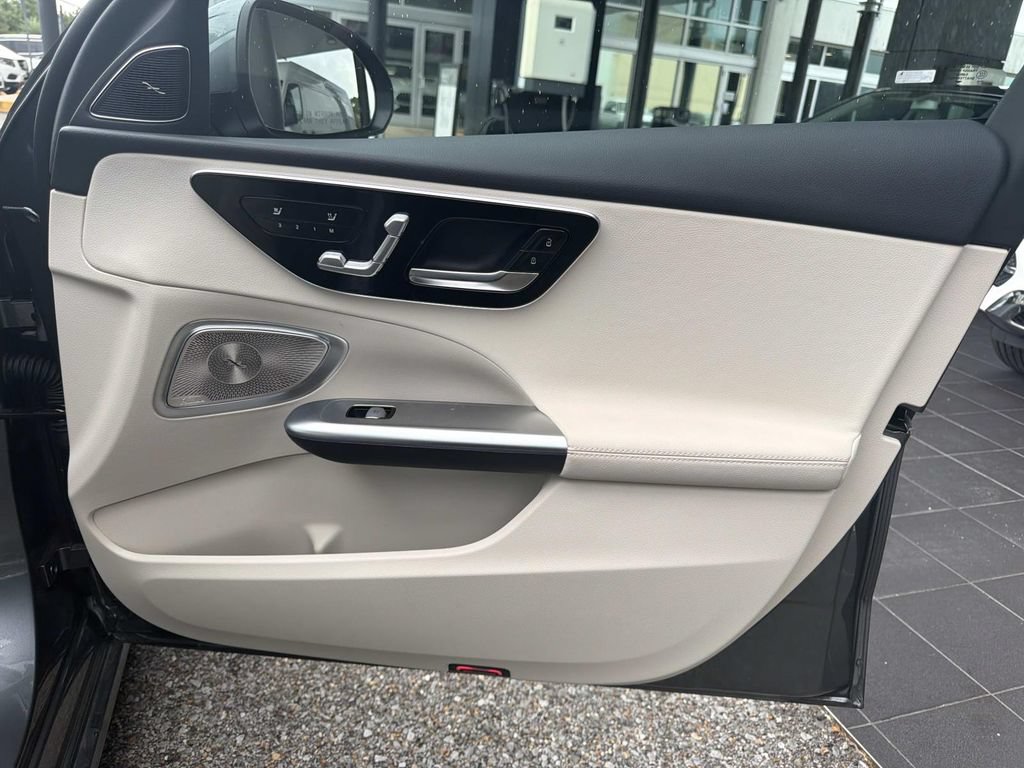 Used 2026 Mercedes-Benz C 300 Sedan image 14