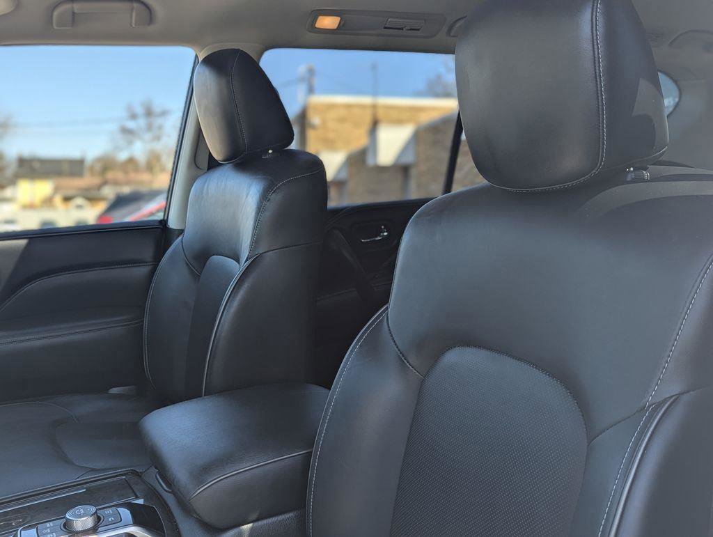 Used 2023 INFINITI QX80 Luxe w/ Cargo Package image 31