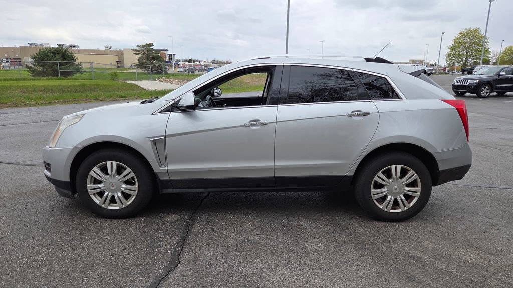 Used 2015 Cadillac SRX Luxury AWD/4WD image 4