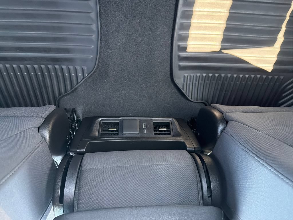 Used 2025 Chevrolet Silverado 1500 LT AWD/4WD image 18