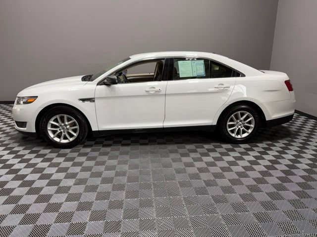 Used 2013 Ford Taurus SE FWD image 6