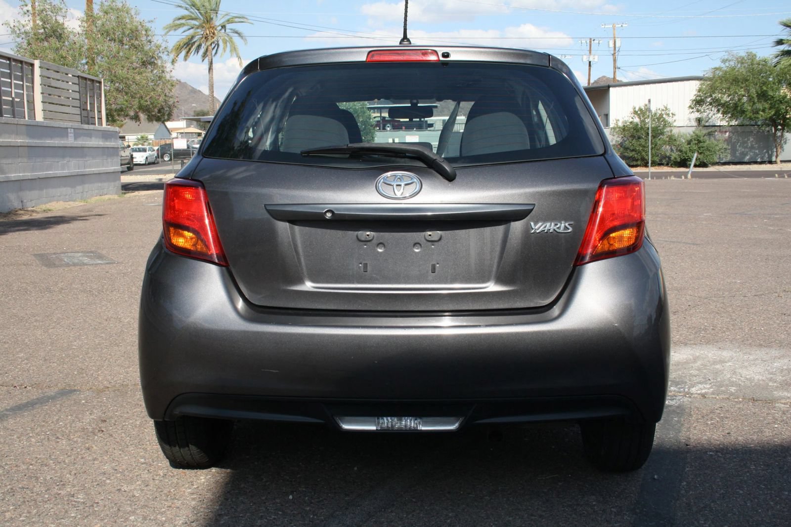 Used 2015 Toyota Yaris L FWD image 6