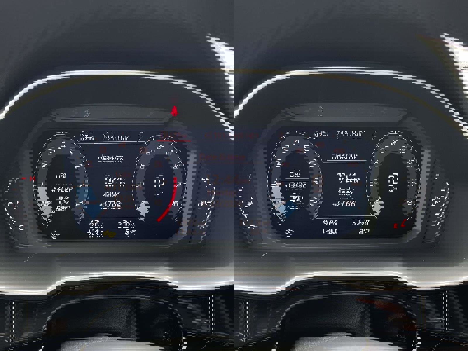 Used 2025 Audi Q3 2.0T Premium w/ Convenience Package AWD/4WD image 23