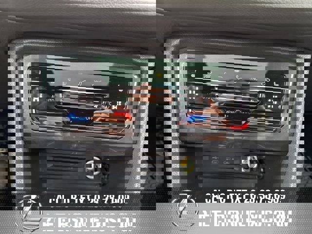 Used 2022 Volkswagen Tiguan SE R-Line image 14