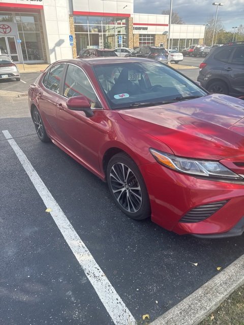 Used 2020 Toyota Camry SE