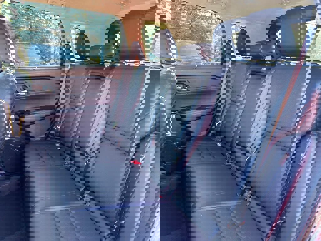 Used 2023 Nissan Rogue SV w/ SV Premium Package image 31