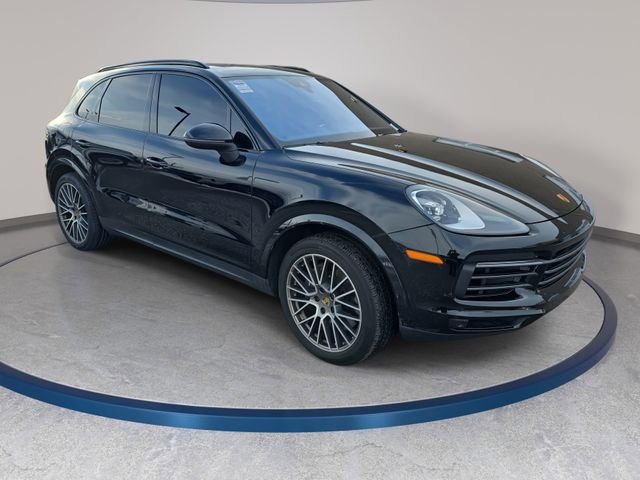 Used 2023 Porsche Cayenne Platinum Edition image 4