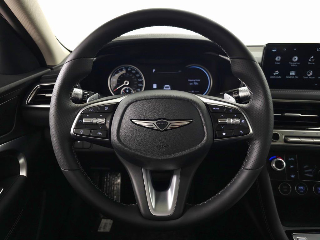 Used 2026 Genesis G70 2.5T image 14