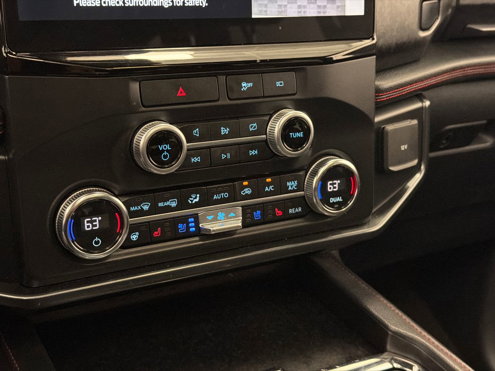 Used 2022 Ford Expedition Max Limited image 31