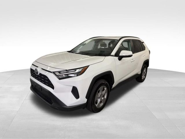 Used 2025 Toyota RAV4 XLE AWD/4WD image 1