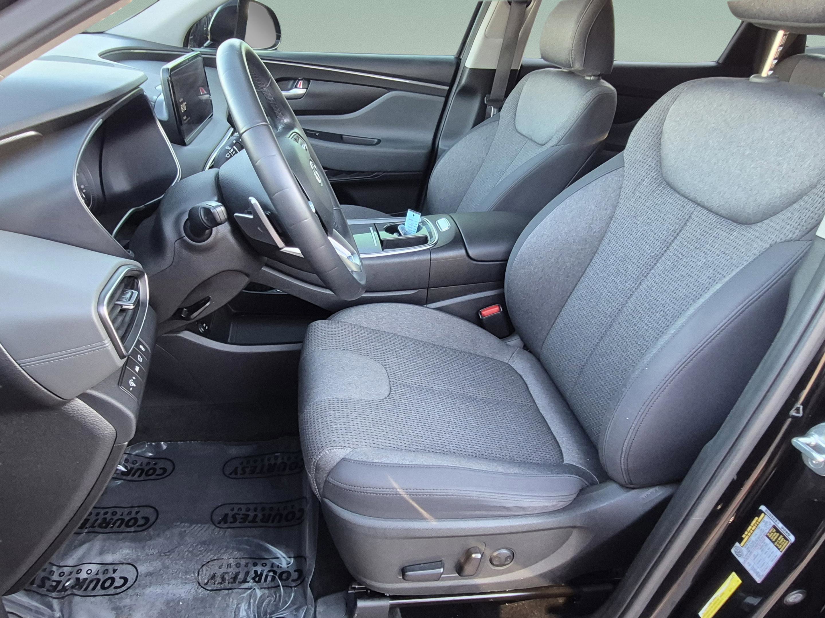 Certified 2023 Hyundai Santa Fe SEL w/ Cargo Package AWD/4WD image 19