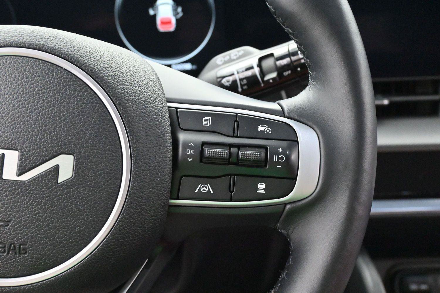 Used 2024 Kia Sportage SX FWD image 19