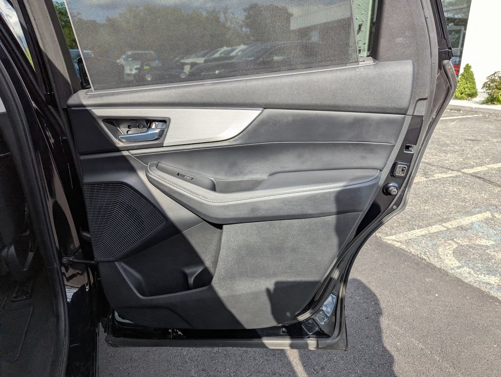 Used 2023 Acura MDX w/ Technology Package AWD/4WD image 37