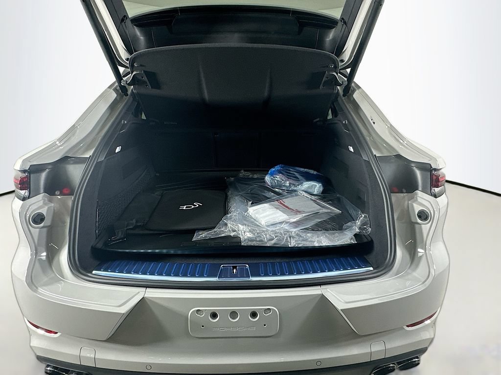New 2026 Porsche Cayenne E-Hybrid Coupe AWD/4WD image 27