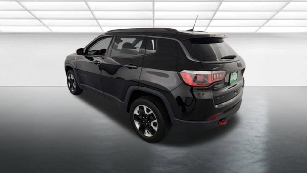 Used 2018 Jeep Compass Trailhawk w/ Cold Weather Group AWD/4WD image 6