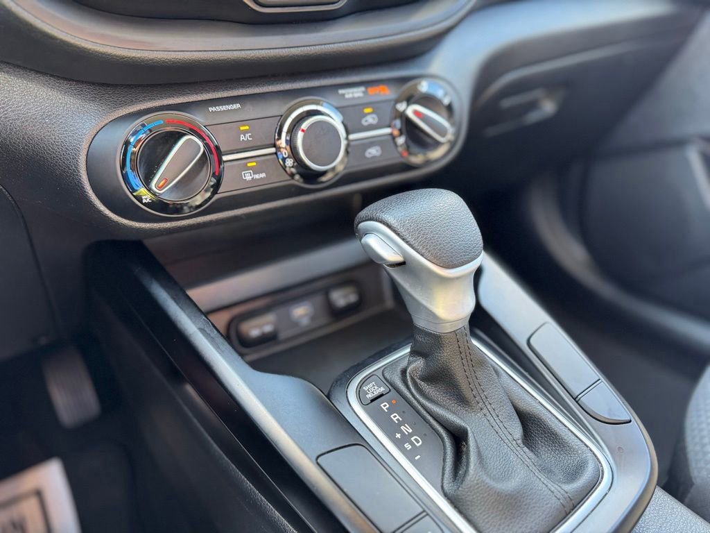 Used 2023 Kia Soul LX w/ LX Technology Package image 19