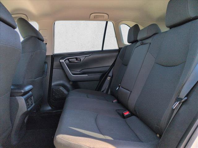 Used 2025 Toyota RAV4 LE AWD/4WD image 18