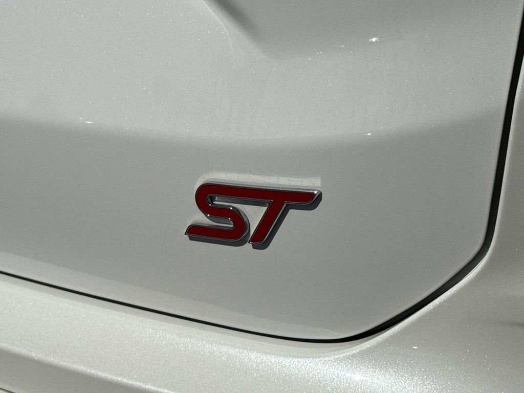 Certified 2024 Ford Edge ST w/ Equipment Group 401A image 28