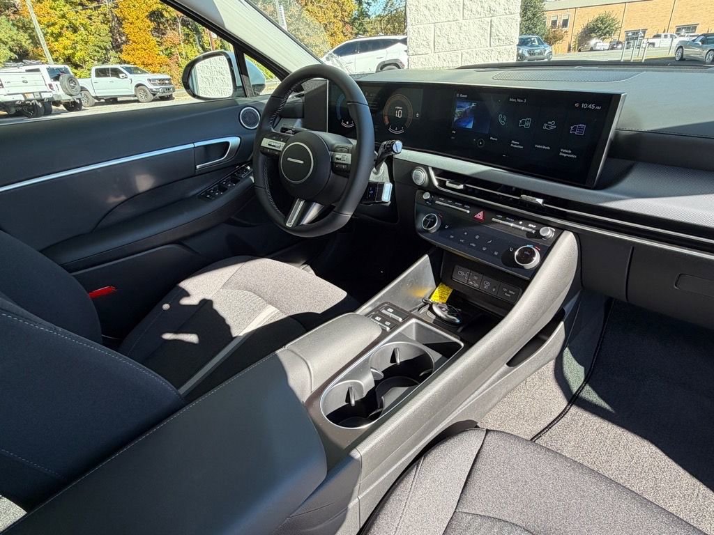 New 2026 Hyundai Sonata SEL FWD image 13