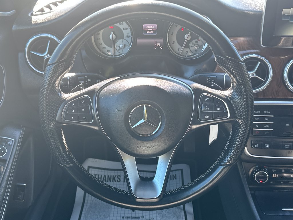 Used 2016 Mercedes-Benz GLA 250 4MATIC image 26