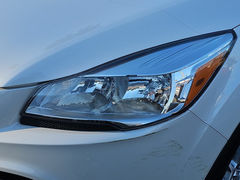 Used 2014 Ford Escape Titanium AWD/4WD image 16