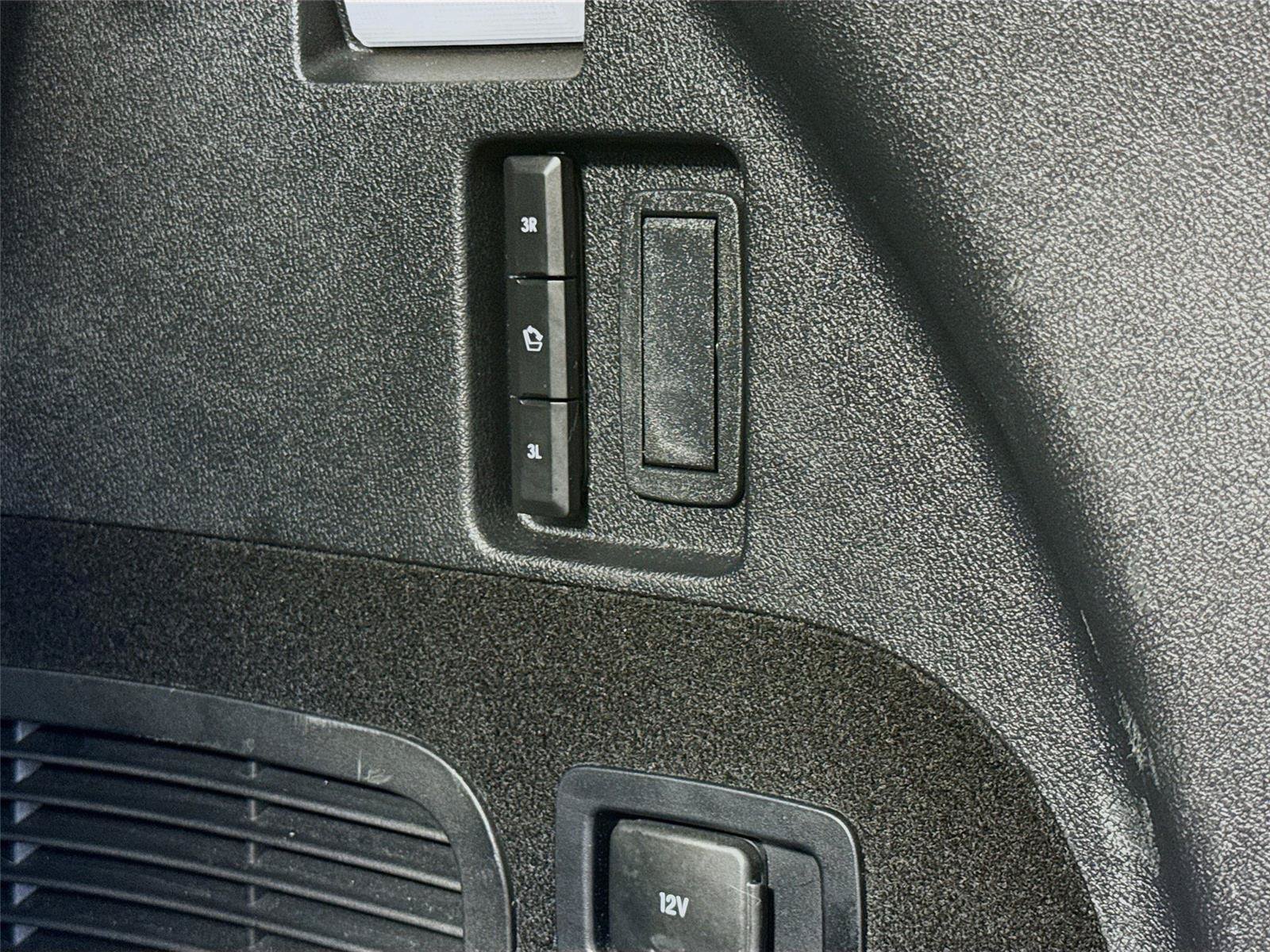 Used 2023 Lincoln Aviator Reserve AWD/4WD image 25