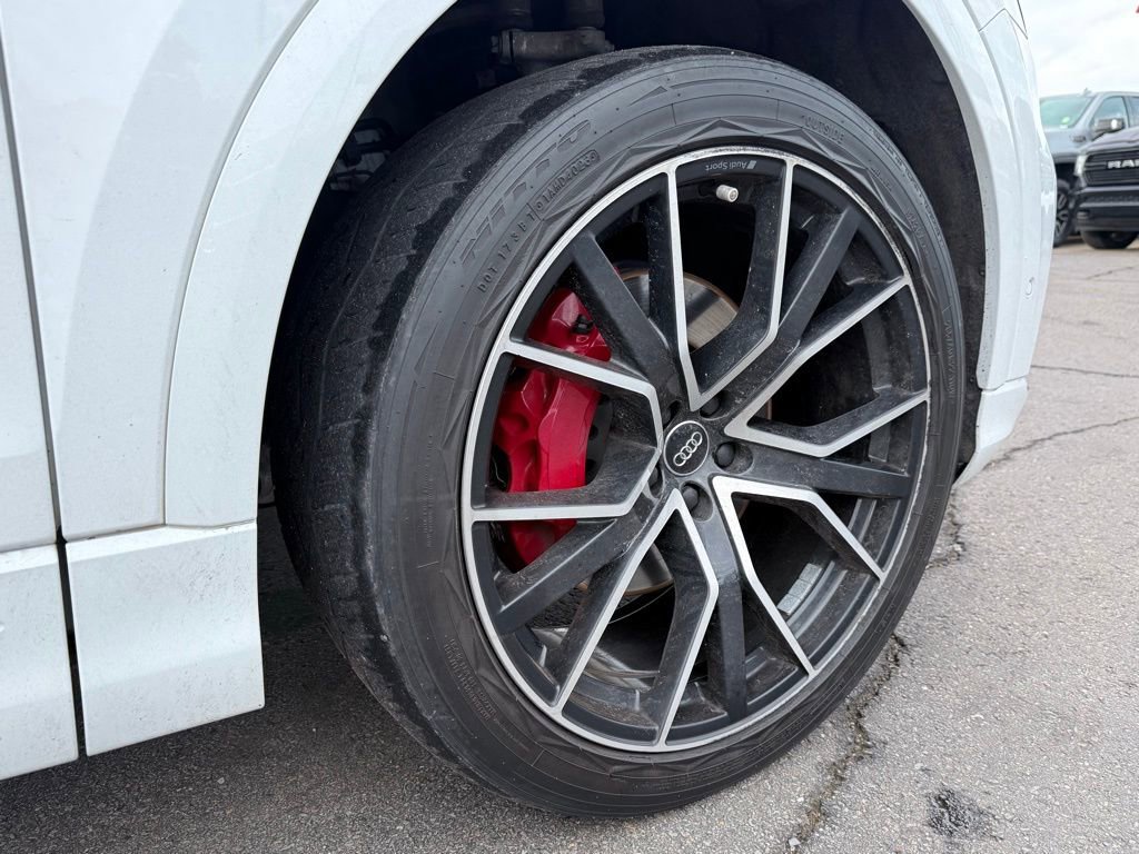 Used 2020 Audi Q8 Premium Plus w/ Premium Plus Package image 31