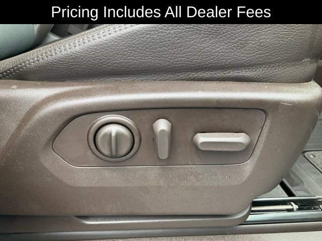 Used 2022 GMC Sierra 1500 Denali w/ Driver Alert Package II AWD/4WD image 22
