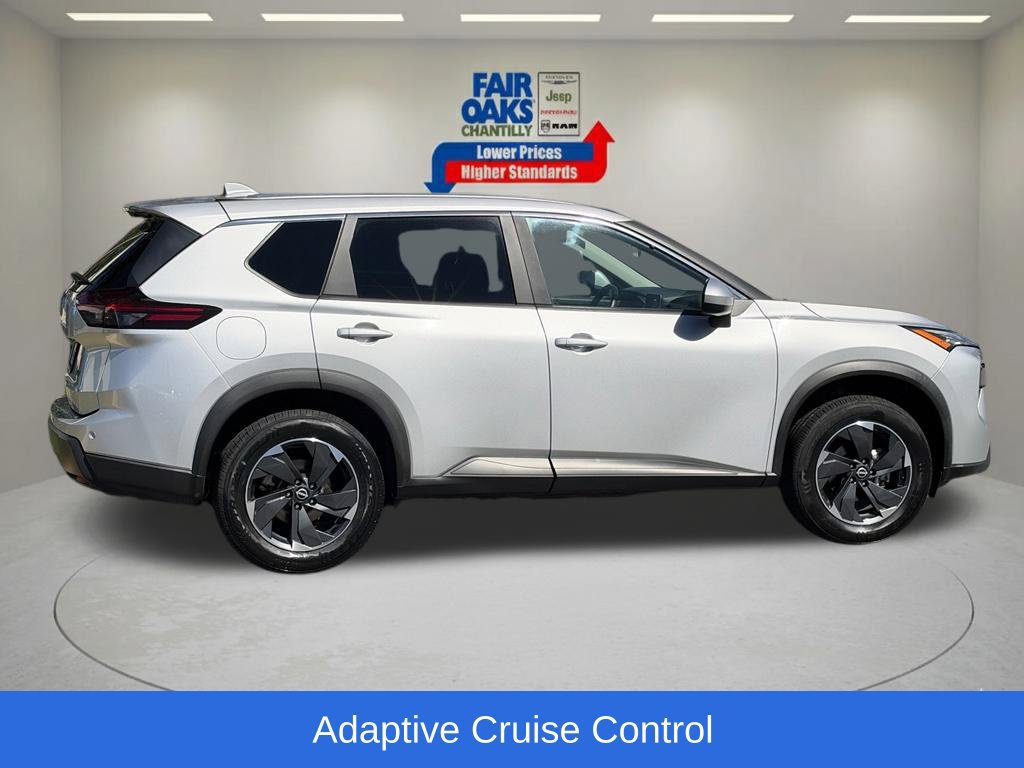 Used 2024 Nissan Rogue SV FWD image 7