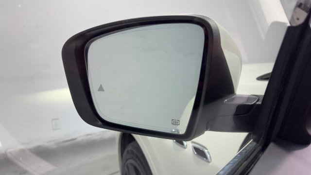 Used 2021 Maserati Levante GranSport AWD/4WD image 11