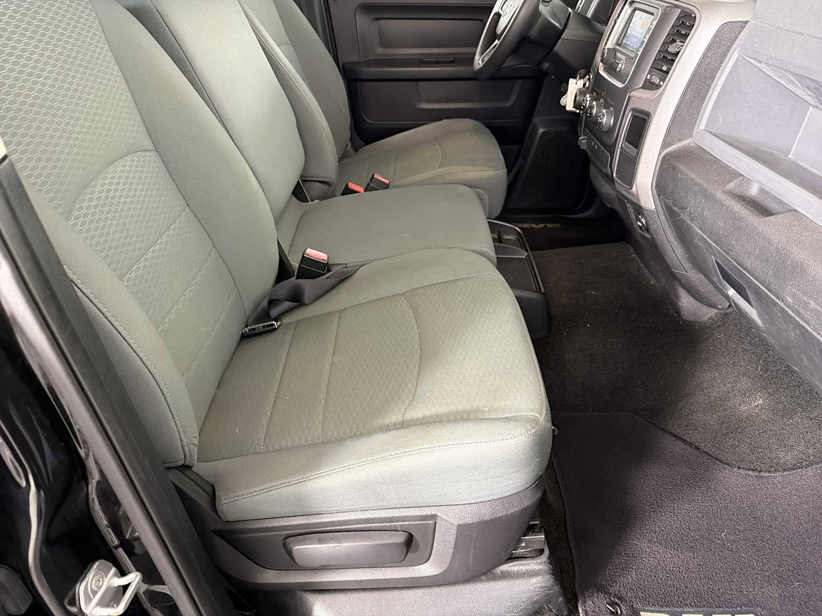 Used 2015 RAM 1500 Express RWD image 11