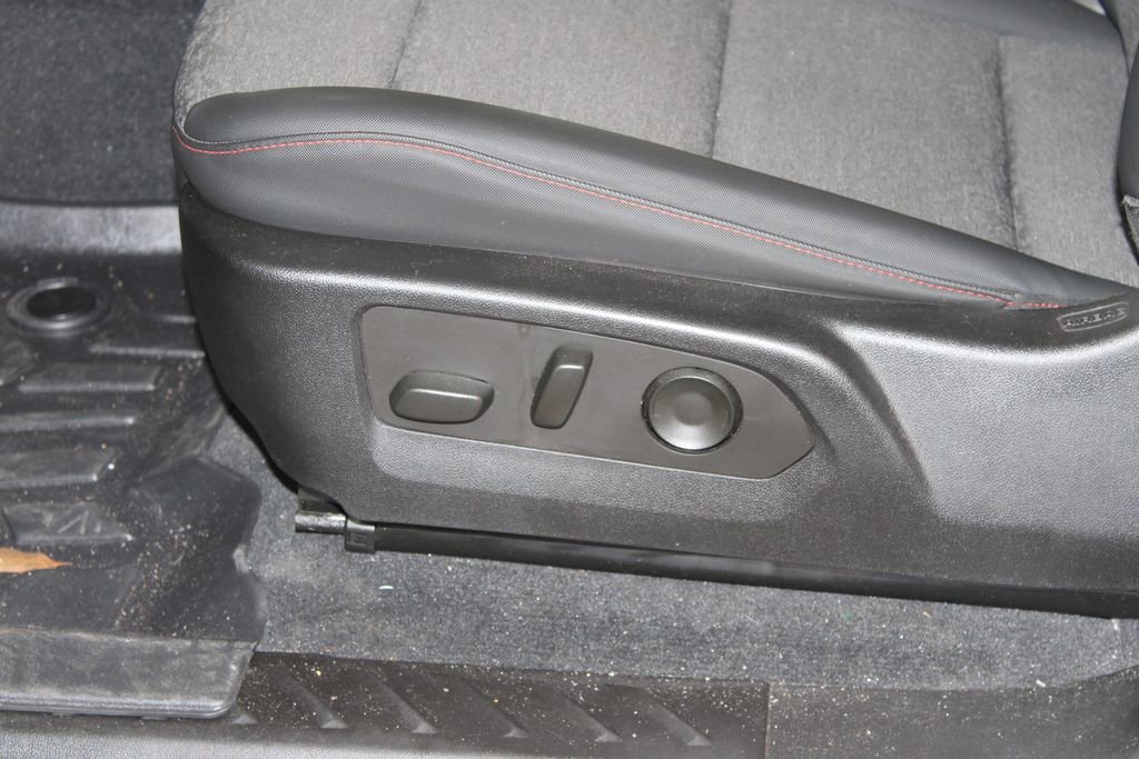 Used 2023 Chevrolet Colorado Z71 w/ Z71 Convenience Package 2 image 17