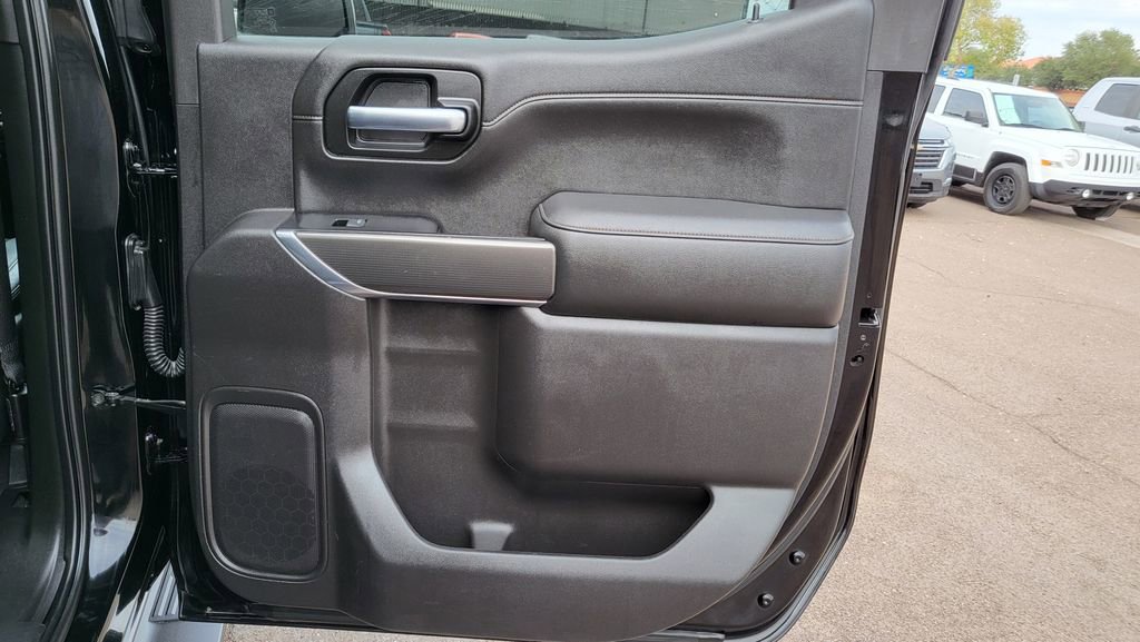 Used 2020 GMC Sierra 1500 AT4 w/ AT4 Premium Package AWD/4WD image 17