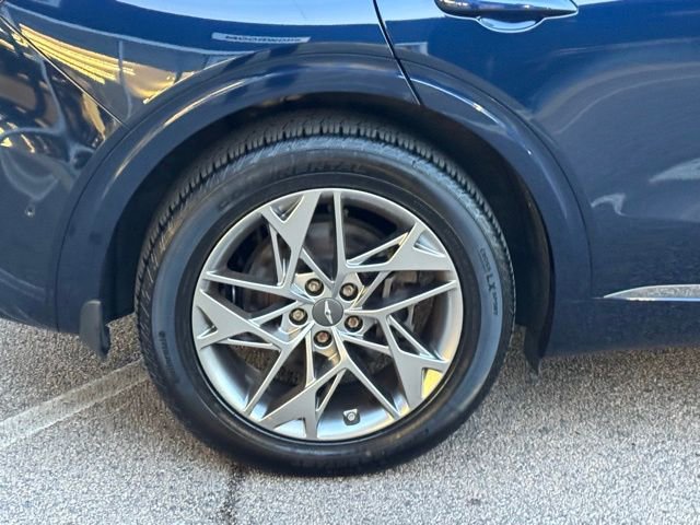 Used 2022 Genesis GV70 2.5T w/ Advanced Package image 15