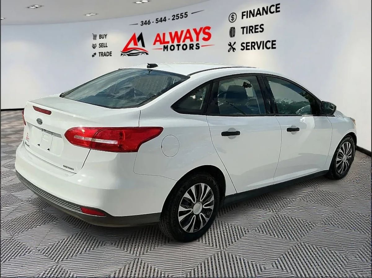 Used 2016 Ford Focus S FWD image 5