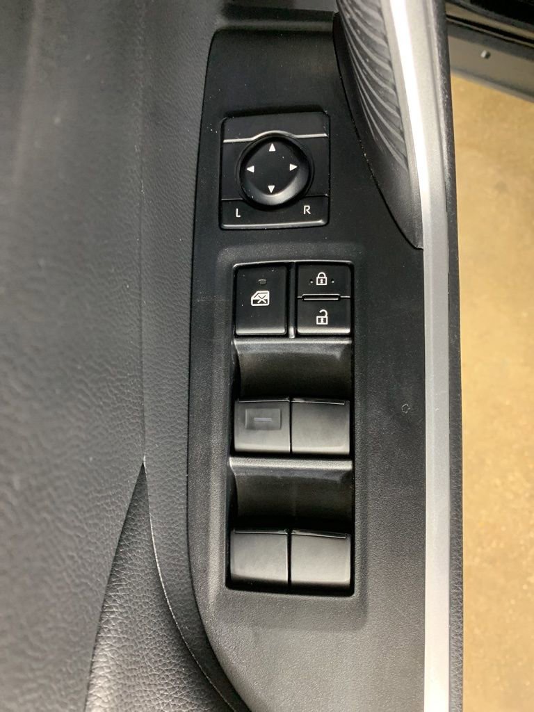 Used 2024 Toyota RAV4 LE image 17