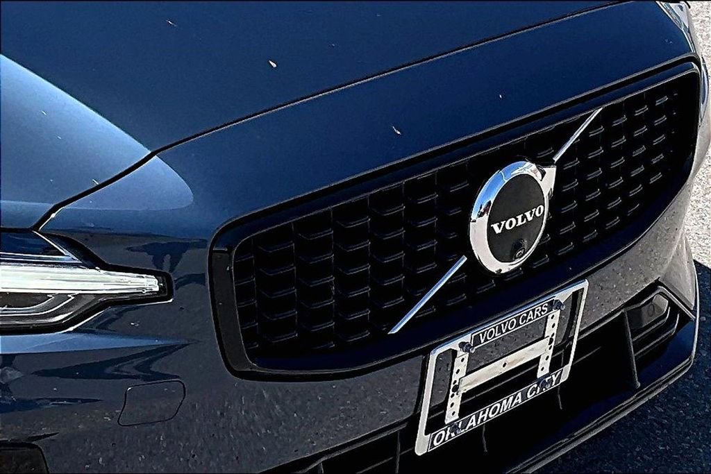 Used 2024 Volvo S60 B5 Ultimate w/ Climate Package image 28