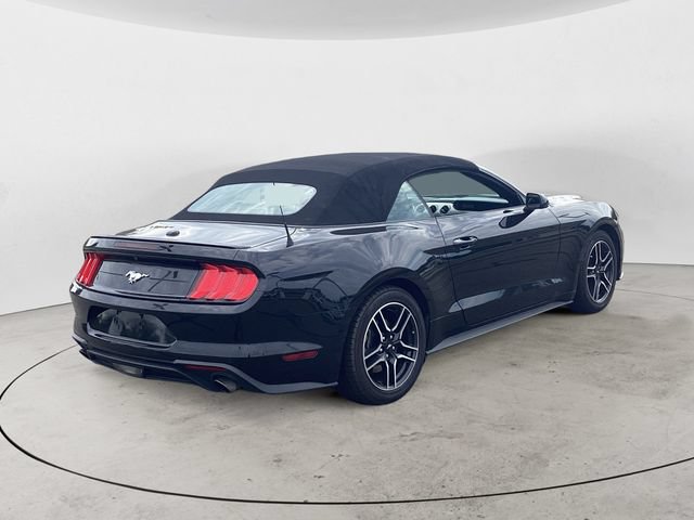 Used 2022 Ford Mustang Premium RWD image 5