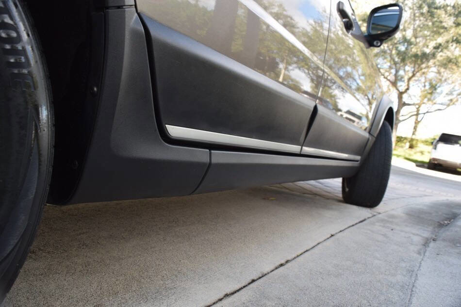 Used 2011 Volvo XC70 3.2 w/ Premium Pkg image 32