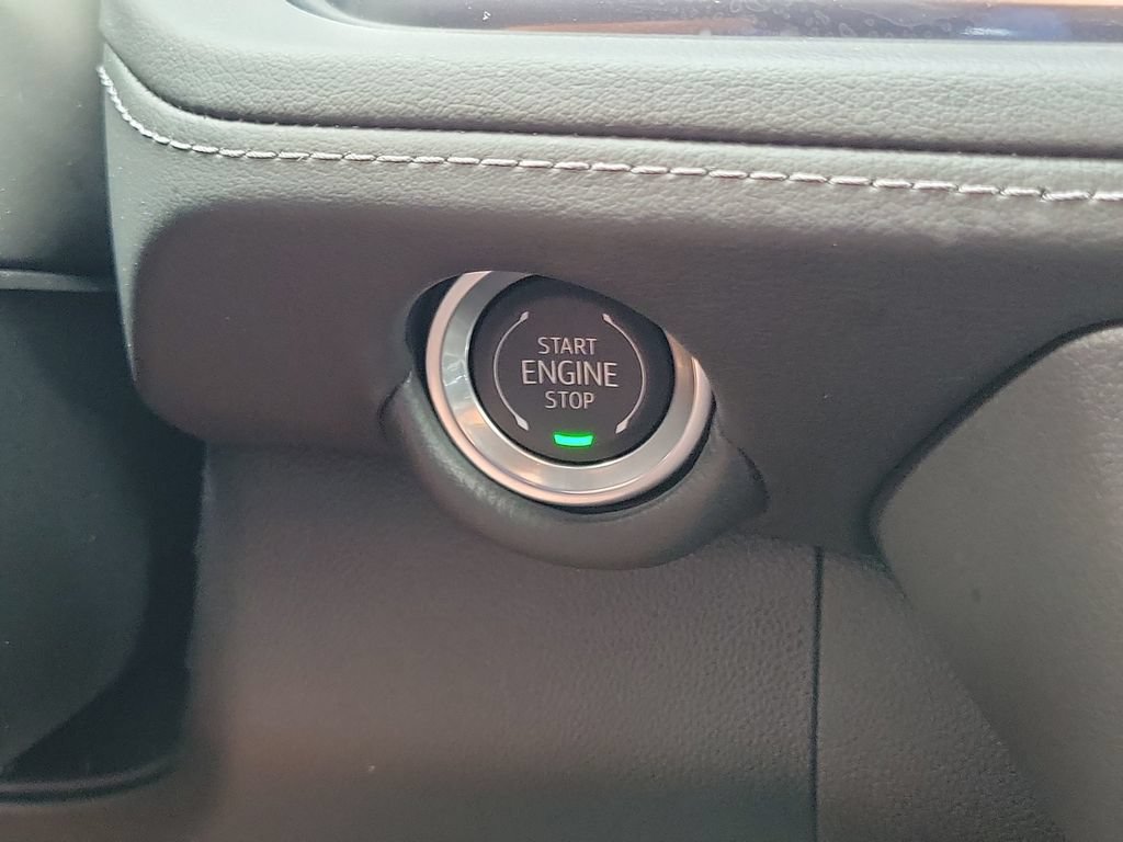Used 2026 Chevrolet Tahoe LS AWD/4WD image 11