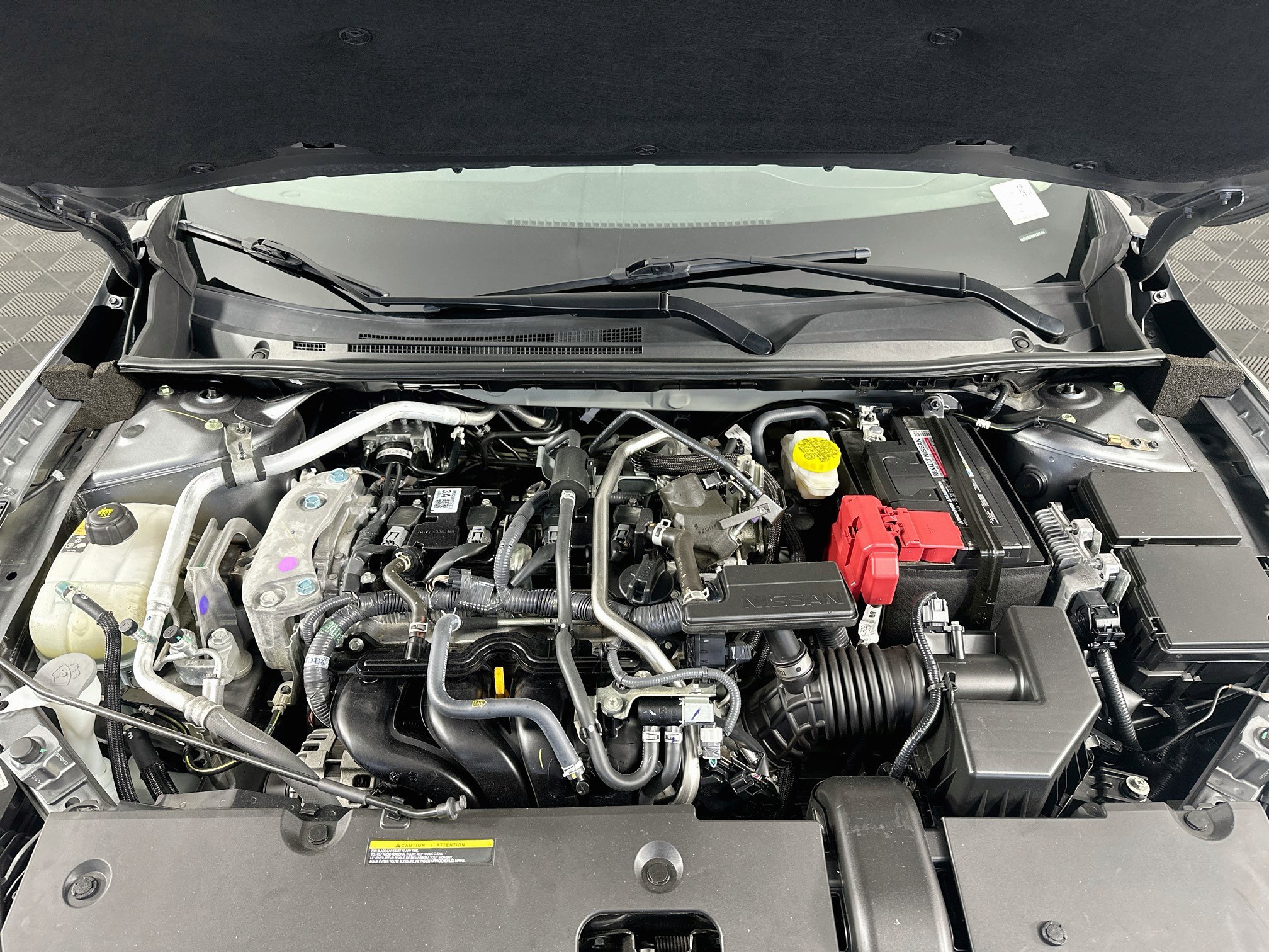 Used 2025 Nissan Sentra SV FWD image 33