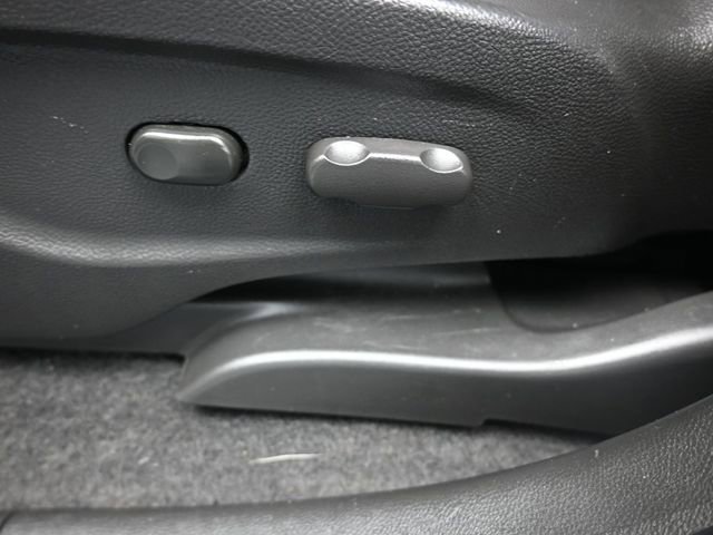 Used 2021 Buick Encore Preferred image 33