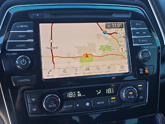 Used 2022 Nissan Maxima SR FWD image 18