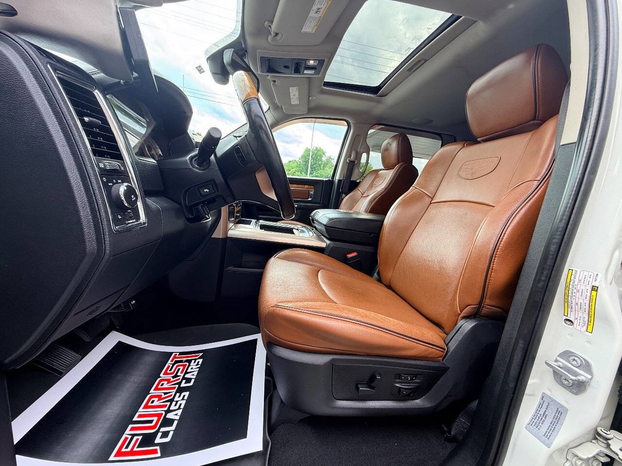 Used 2017 RAM 2500 Longhorn w/ Convenience Group AWD/4WD image 22