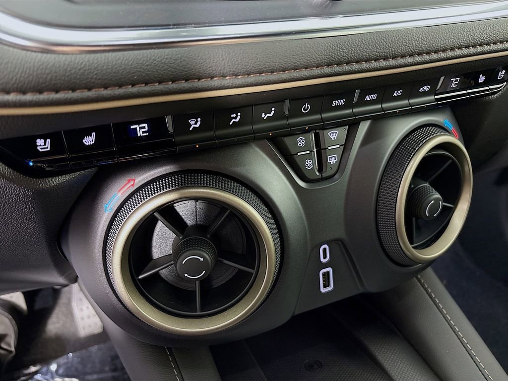 Certified 2025 Chevrolet Blazer Premier w/ Driver Confidence II Package AWD/4WD image 20