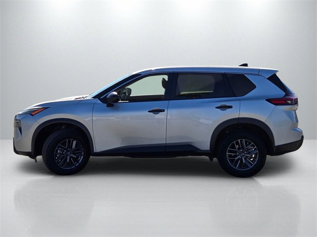 Used 2024 Nissan Rogue S image 7