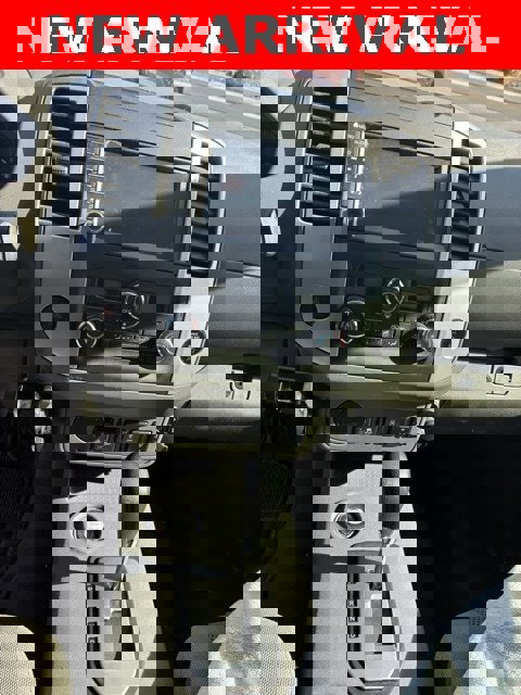 Used 2020 Nissan Frontier SV image 10